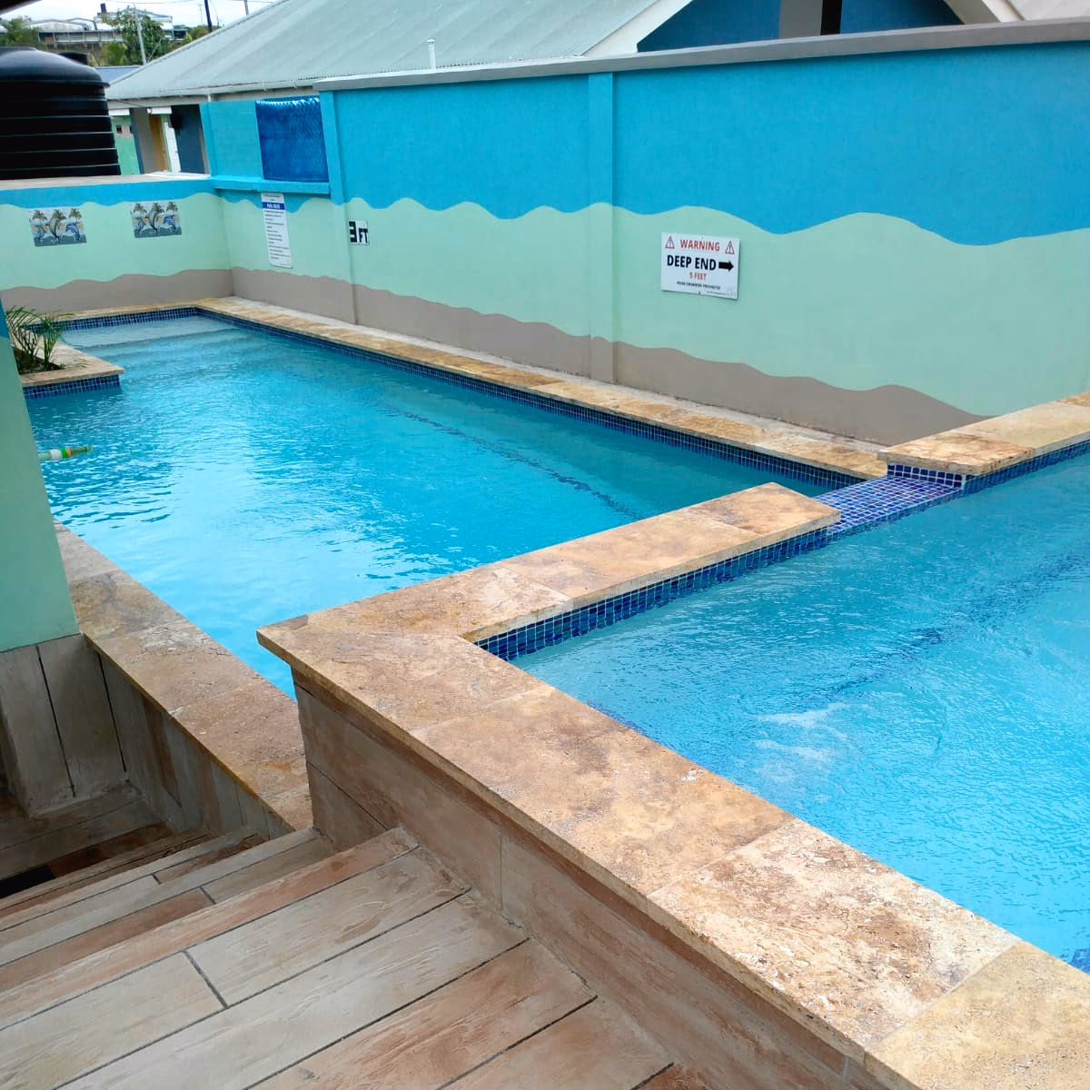3FT - 5FT Deep Salt Water pool, Raised Spa